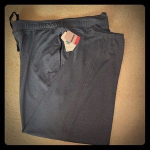 Gray Men’s Reebok Sweatpants!!!